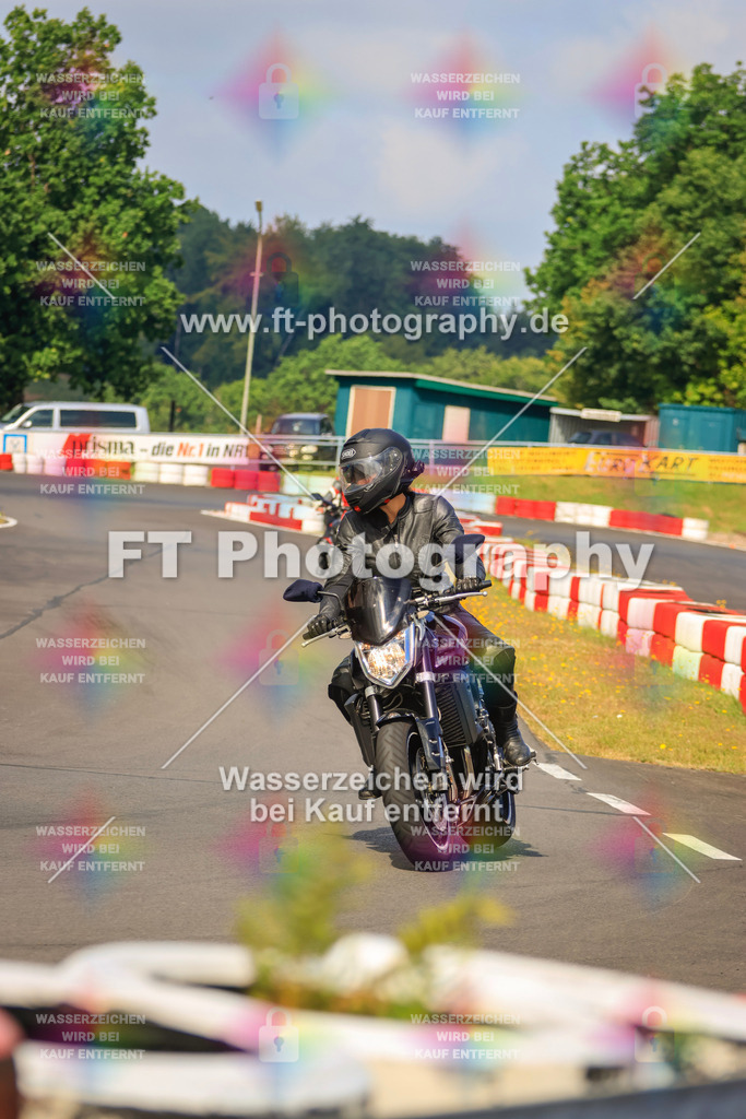 _DSK2360 | Hier findet Ihr Bilder von Touristenfahrten auf der Nürburgring Nordschleife oder von anderen Veranstaltungen die ich besucht habe. Viel Spass beim Durch Schauen 