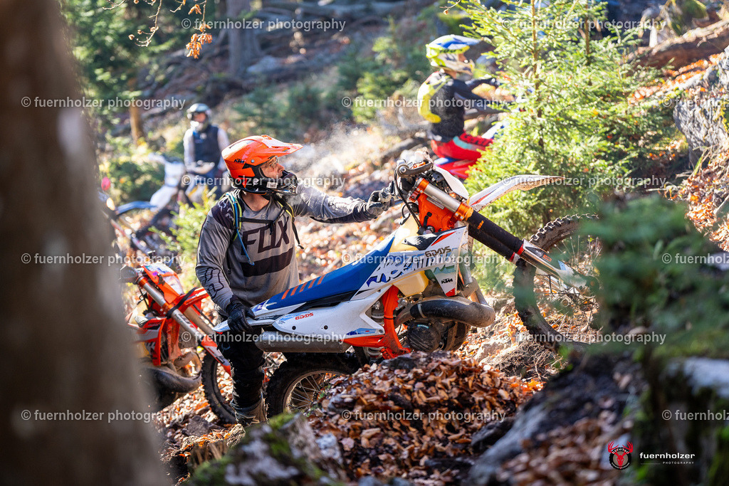 fuernholzer_241026-C2-48 | Fotografische Impressionen von der Red Stag Enduro Extreme by fuernholzer-photography.com. Endurosport in Österreich fotografisch festgehalten von fuernholzer. Auftragsfotografie für Private, Gewerbefotos und Industriefotografie. Eventfotografie, Sportfotografie und Motorsportfotografie. Anbieter von Fotoworkshops, Fototraining, fotografischen Vorträgen und Fotoseminaren.