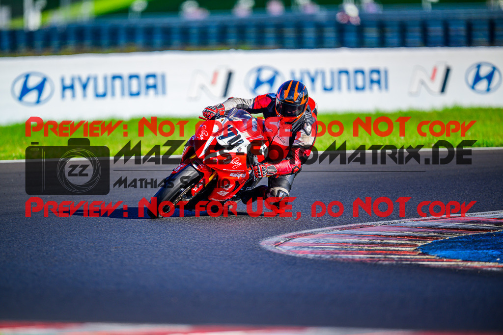 MaZZes_Fotomatrix_20250912_6007705_0657-2 | ROT