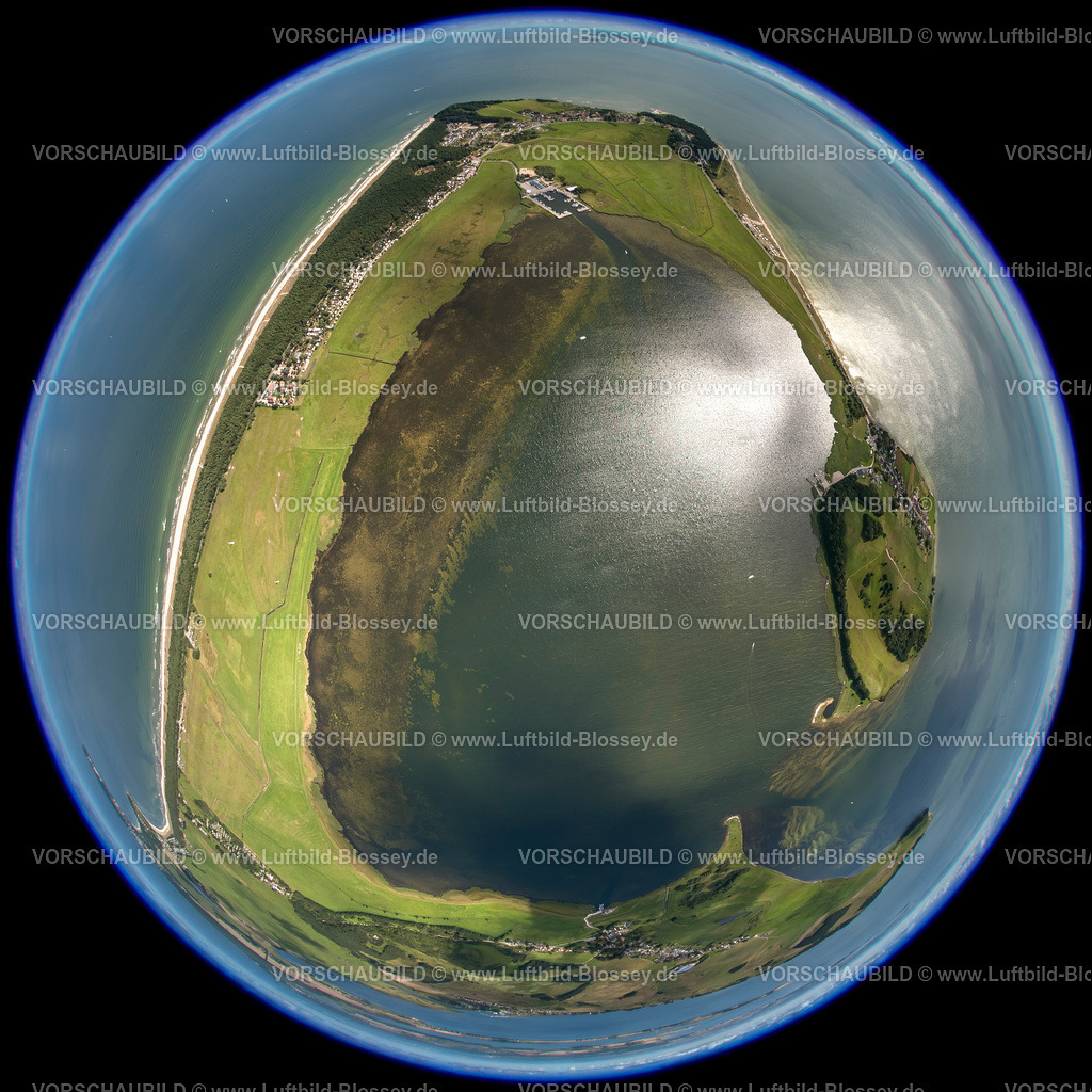 Ruegen12083523Moenchgut1 | Luftbild, Biosphärenreservat Süd-Ost Rügen, Mönchgut Südpferd, Zickersee, Fischaugenlinse, fisheyeobjektiv, rundes Bild,  Thiessow, Insel Rügen, Mecklenburg-Vorpommern, Deutschland, Europa