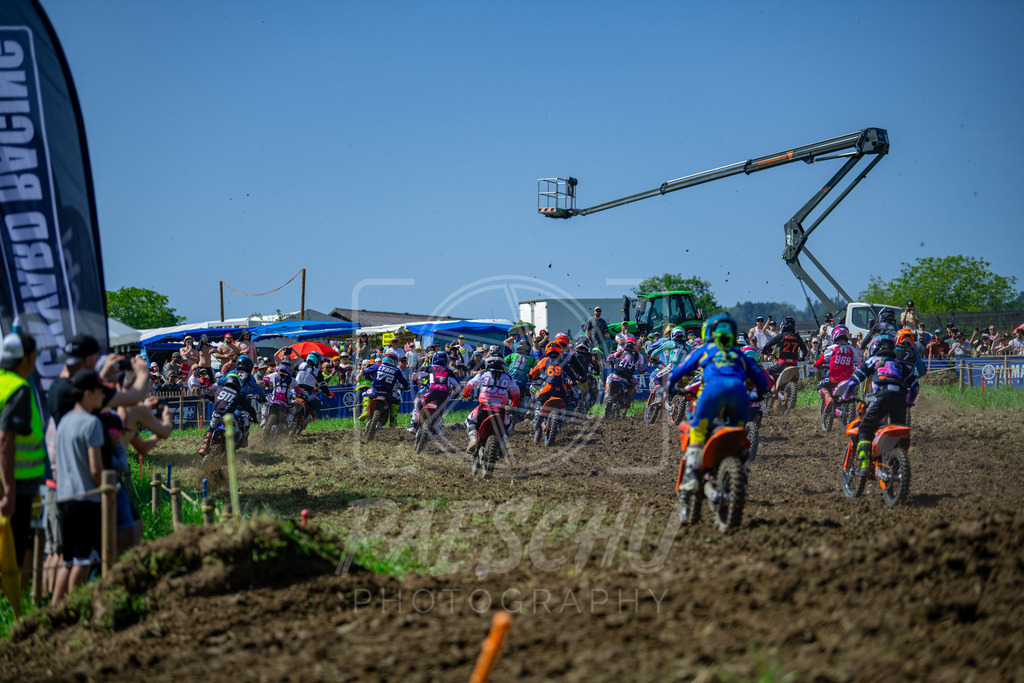85 er (80) | Paeschuphoto Shop - Wer nicht sucht der auch nicht findet.Ob Motocrossbilder oder von einem besuchtem Spiel, Hauptsache Action. - Realisiert mit Pictrs.com