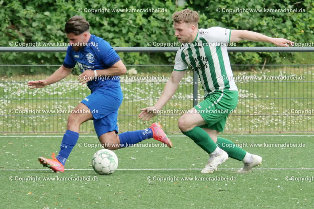 Fußball : Bezirksliga : TV Voerde - FC Sterkrade 72 | Fußball : Bezirksliga : TV Voerde - FC Sterkrade 72 am 25.05.2025 in Voerde - Realisiert mit Pictrs.com