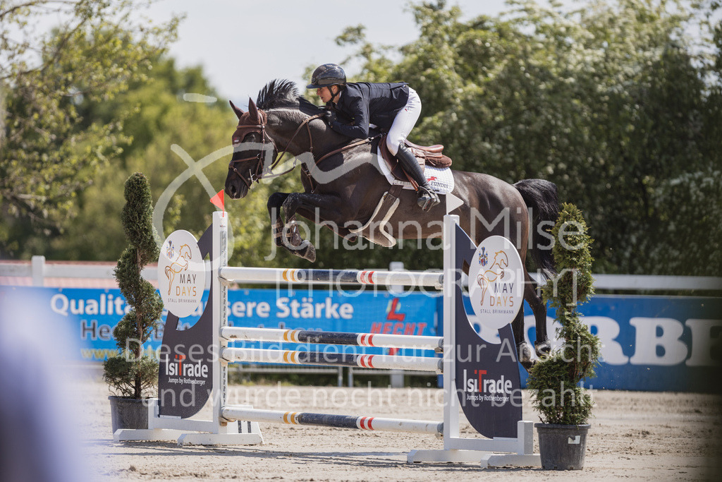 230519_MayDays_M__-Spr-903 | Deine schönsten Turniermomente als professionelle Fotos! Entdecke hochwertige Pferdesport-Fotografie im Online-Shop. Jetzt Fotos finden & bestellen!