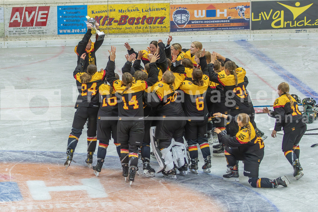 Dameneishockey | Dameneishockey, U18 Turnier am 31.08.2024 in Spittal (Eis-Sport-Arena - Sportzentrum Spittal), Austria, (Photo by Ernst Krawagner sport-fan.at) - Realisiert mit Pictrs.com