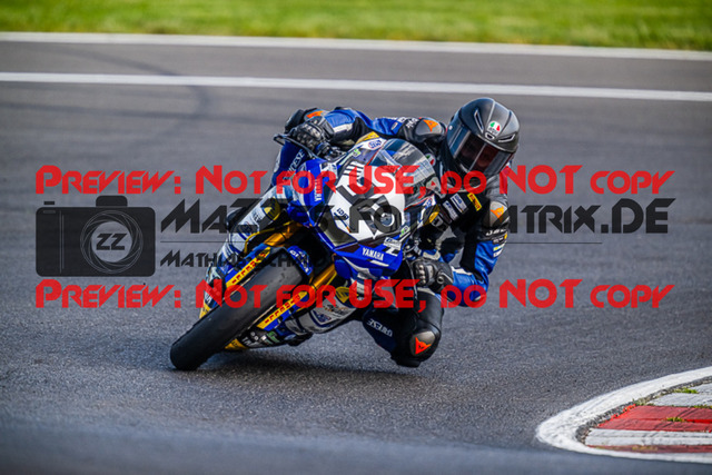 MaZZes_FotoMatrix_220506_97165 | Fotograf Mathias Schmid
Sportfotograf,
Eventfotograf,
Hochzeitsfotograf,
Portraitfotograf