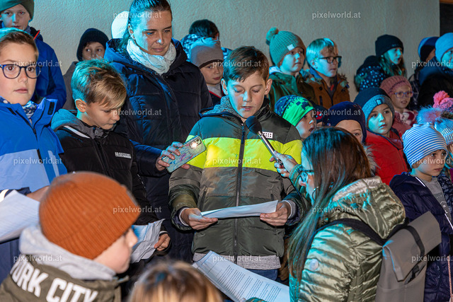 Laternenfest in St. Martin | Bildershop von pixelworld.at - Realisiert mit Pictrs.com