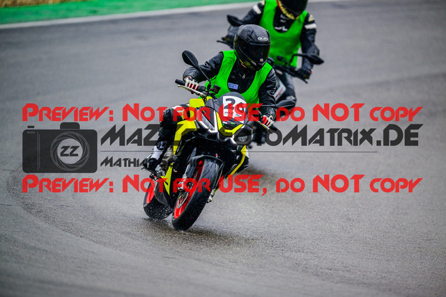 MaZZes_FotoMatrix_240521_6007705_4761 | INST