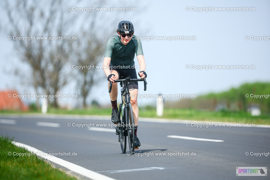 189_TRA57296 | Neusiedlersee Radmarathon 2026@sportshot_your_pictrs #yourpictures#roadtowm2029 #nrm #neusiedlerseeradmarathon #neusiedlersee #neusiedlerseetourismus #burgenland #mörbisch #nrm26 #burgenlandtourismus #voglundco #poweredbyburgenlandtourismus #radsport #rad #marathon #ucigranfondo #visitburgenland #ucigranfondoworldseries