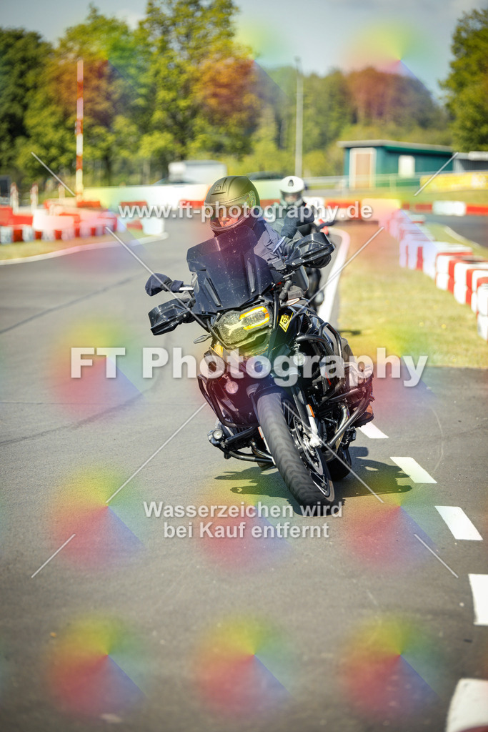 OBK_Mai_Justin_Uwe-10434 | Hier findet Ihr Bilder von Touristenfahrten auf der Nürburgring Nordschleife oder von anderen Veranstaltungen die ich besucht habe. Viel Spass beim Durch Schauen 