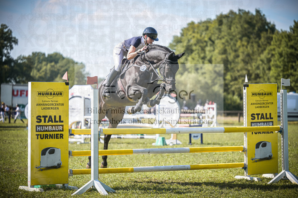 DOS_0222 | Entdecke hochwertige Reitturnierfotos von Foto Oger. Professionell, emotional und authentisch – jetzt Lieblingsmomente im Shop bestellen.Deutschlandweite Turnierfotografie. - Realisiert mit Pictrs.com