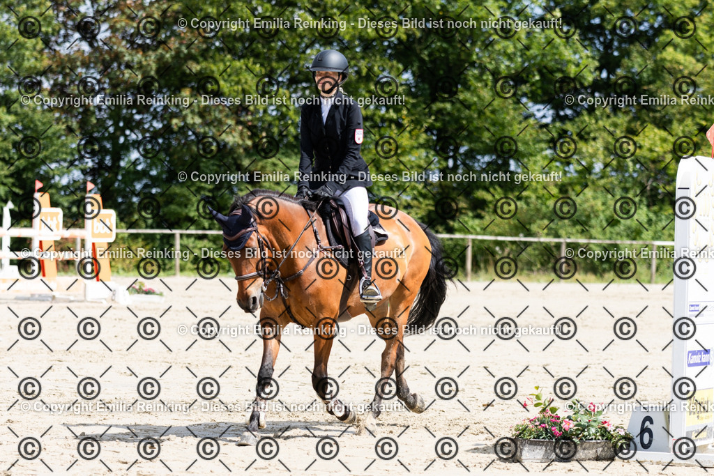 CL5A1012 | Emilia Reinking Fotografie - Realisiert mit Pictrs.com