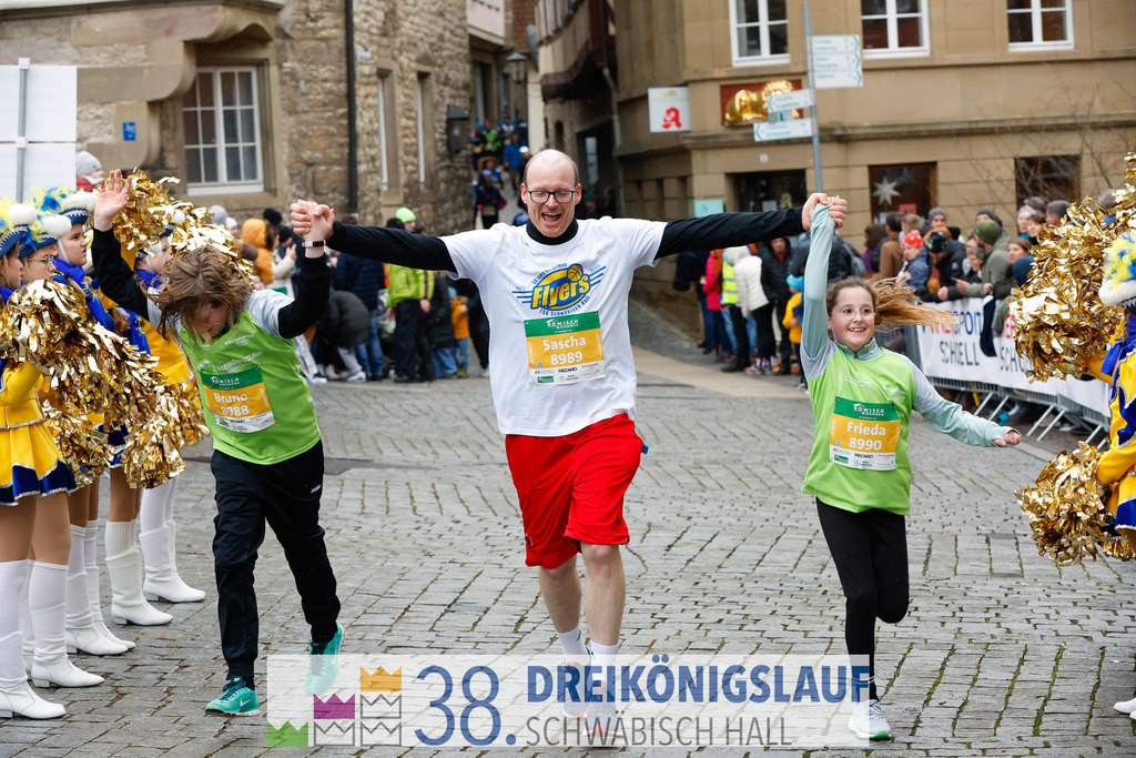 5km Roewisch Wohnbau Cup | 3 Koenigslauf 2024 5km Roewisch Wohnbau Cup - Realisiert mit Pictrs.com