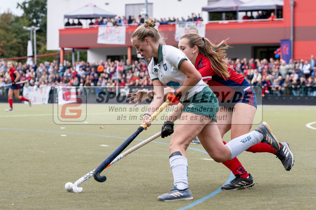 SFE_20231022_0164 | Deutsche Meisterschaft Weibliche U16 Finale Uhlenhorst Mülheim - Düsseldorfer HC am 22.10.2023 in Köln (Düsseldorfer Hockeyclub 1905 e.V.), Photo: Stephan Fehrmann 2023 (Sports-Gallery)