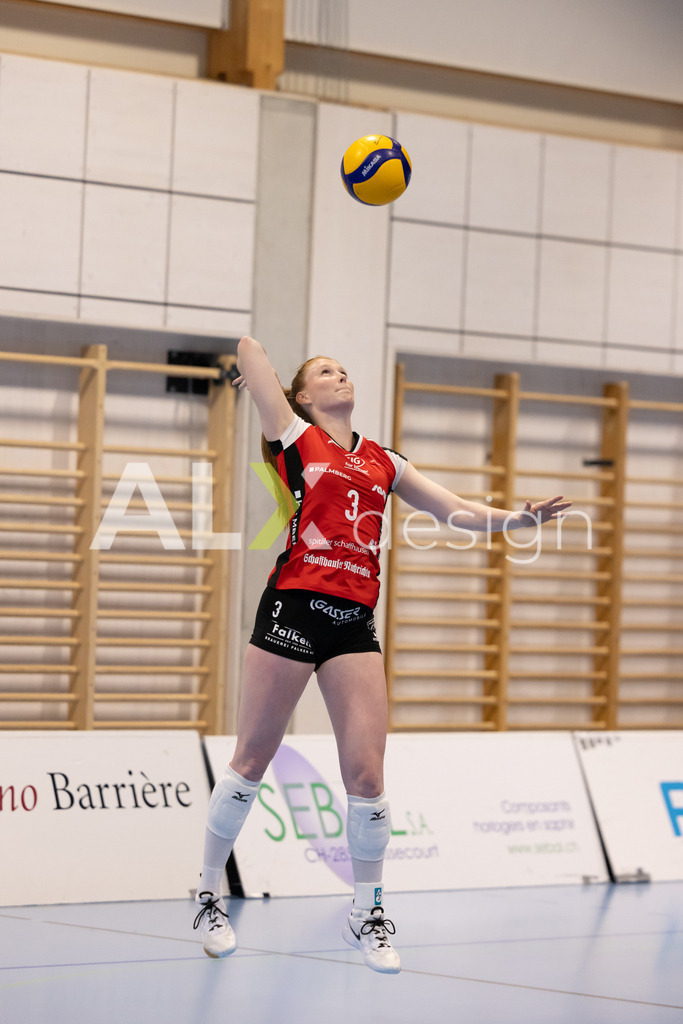 Volleyball I Frauen I Saison 2025-2026 I Volleyball NLA | Women I 1/4 Finals I  BIWI VFM - VC Kanti Schaffhausen I 01.03.2026 | 3 Sydney Cole (USA) (VC Kanti Schaffhausen) – Pass / Zuspiel - Realisiert mit Pictrs.com