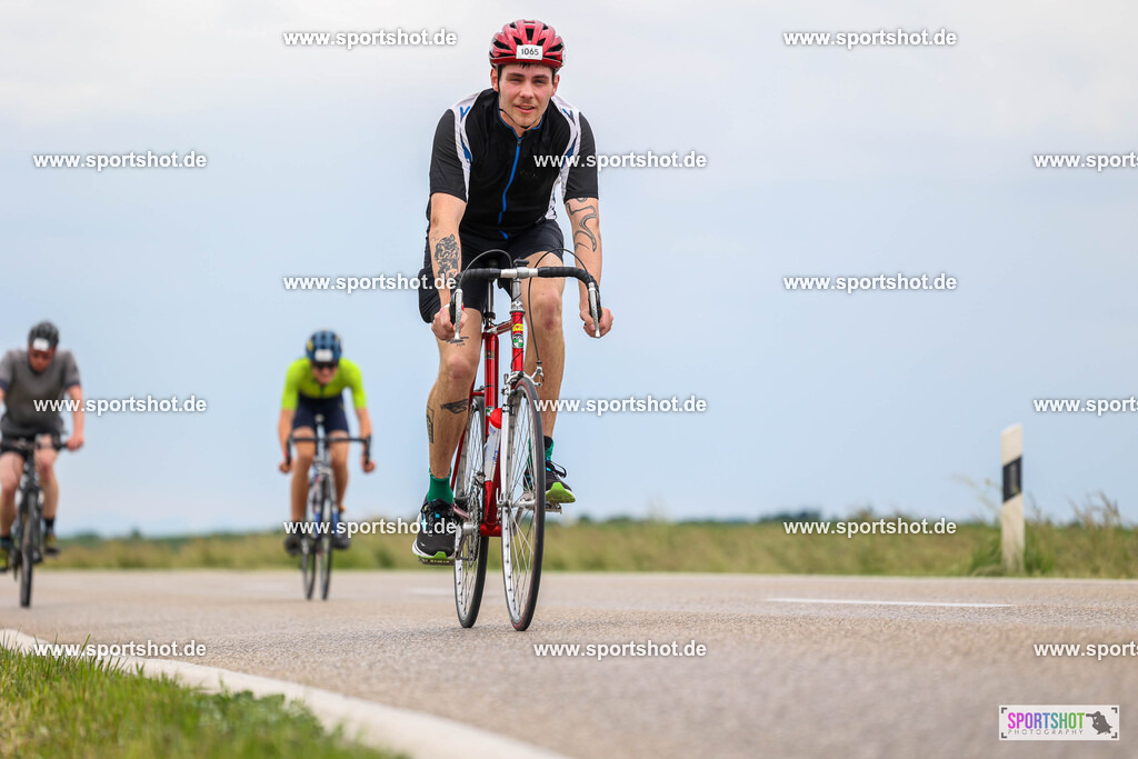 BR8A4029 | Stadttriathlon Erding 2025. #yourpictrs #sportshot_your_pictrs @Sportshotphotography #stadttriathlonerding Copyright: www.sportshot.de