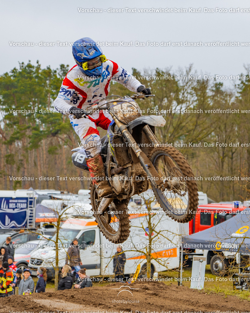 20260412_MCCBensdorf-0518 | Sportfotografin aus Berlin-Brandenburg mit Fokus auf Motocross. Ich halte deine sportliche Leistung und echte Emotionen auf und neben der Strecke professionell fest. Entdecke die Fotos von deinem Rennen und bestelle sie direkt hier im Shop.