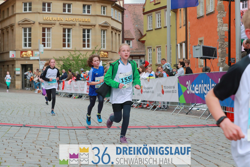 Stadtwerke Schüler und Jugendlauf 1,7km | 3koenigslauf 2022 Stadtwerke Schüler und Jugenlauf 1,7km - Realisiert mit Pictrs.com