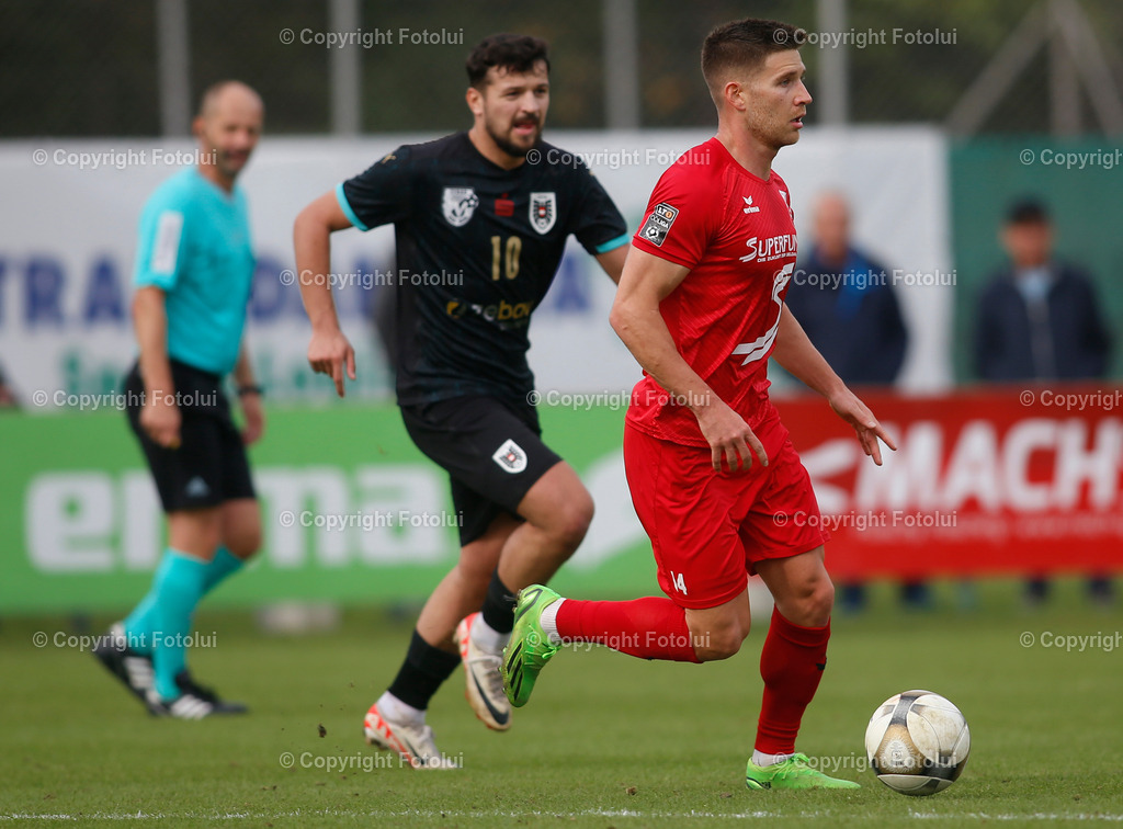 A_LUI_230923_12 | SPORT,FUSSBALL,LT1 OOELIGA ASKOE OEDT-SV ZEBAU BAD ISCHL 29.09.2023 IM BID: ARNE AMMERER (OEDT) UND FRANJO DRAMAC (BAD ISCHL)FOTO:FOTOLUI