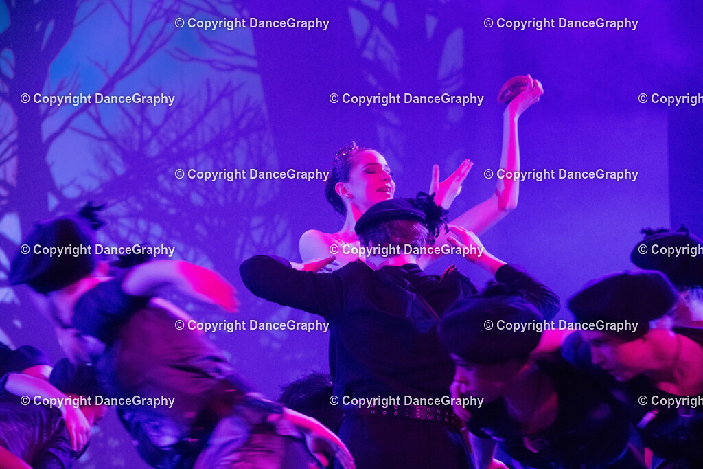 GPHY2820 | DanceGraphy - Realisiert mit Pictrs.com