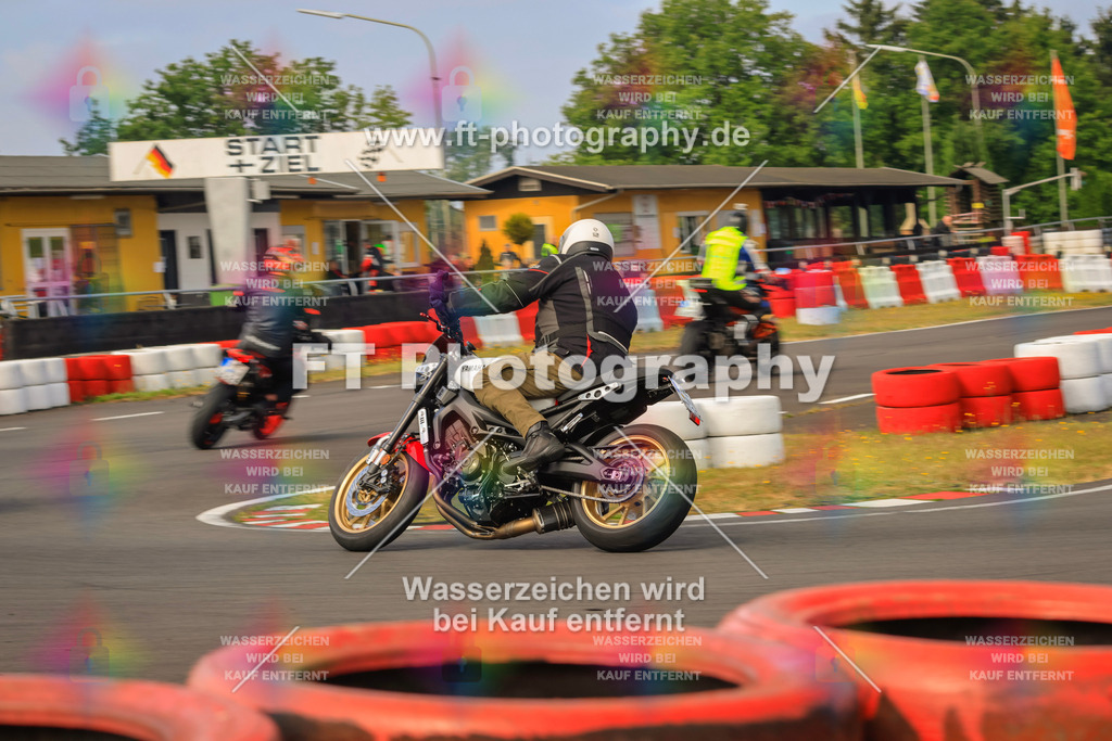 _DSK2198 | Hier findet Ihr Bilder von Touristenfahrten auf der Nürburgring Nordschleife oder von anderen Veranstaltungen die ich besucht habe. Viel Spass beim Durch Schauen 