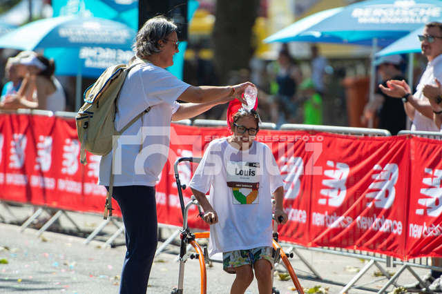20240901_NSZ_4513_1 | DEU, Düsseldorf, 01.09.2024 Kö-Meile  - Realisiert mit Pictrs.com