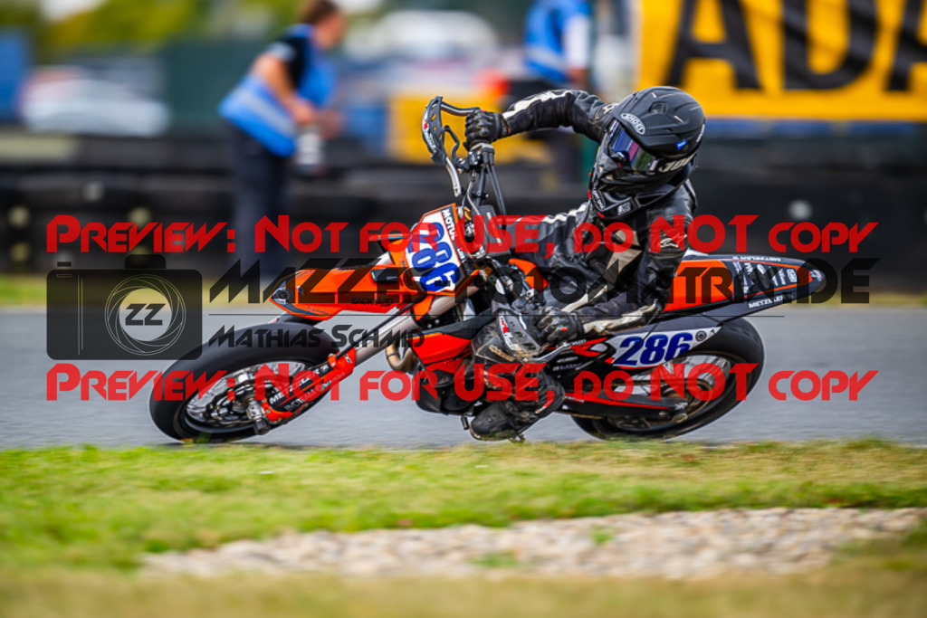 MaZZes_FotoMatrix_231001_2282 | S3