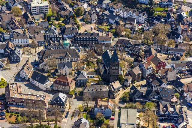 Herdecke220401772 | Luftbild, Altstadt mit evang. Stiftskirche und Rathaus, Herdecke, Ruhrgebiet, Nordrhein-Westfalen, Deutschland