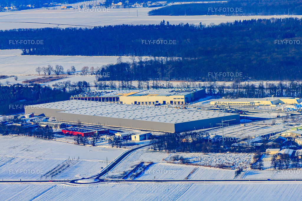 Gewerbegebiet Horst aus Südosten  bei Schnee im Winter | Luftbild: Gewerbegebiet Horst aus Südosten  bei Schnee im Winter im Ortsteil Minderslachen in Kandel im Bundesland Rheinland-Pfalz in Deutschland. Foto: IMG_36282.jpg vom 03.01.2011 durch Werner Riehm/FLY-FOTO.de - Realisiert mit Pictrs.com