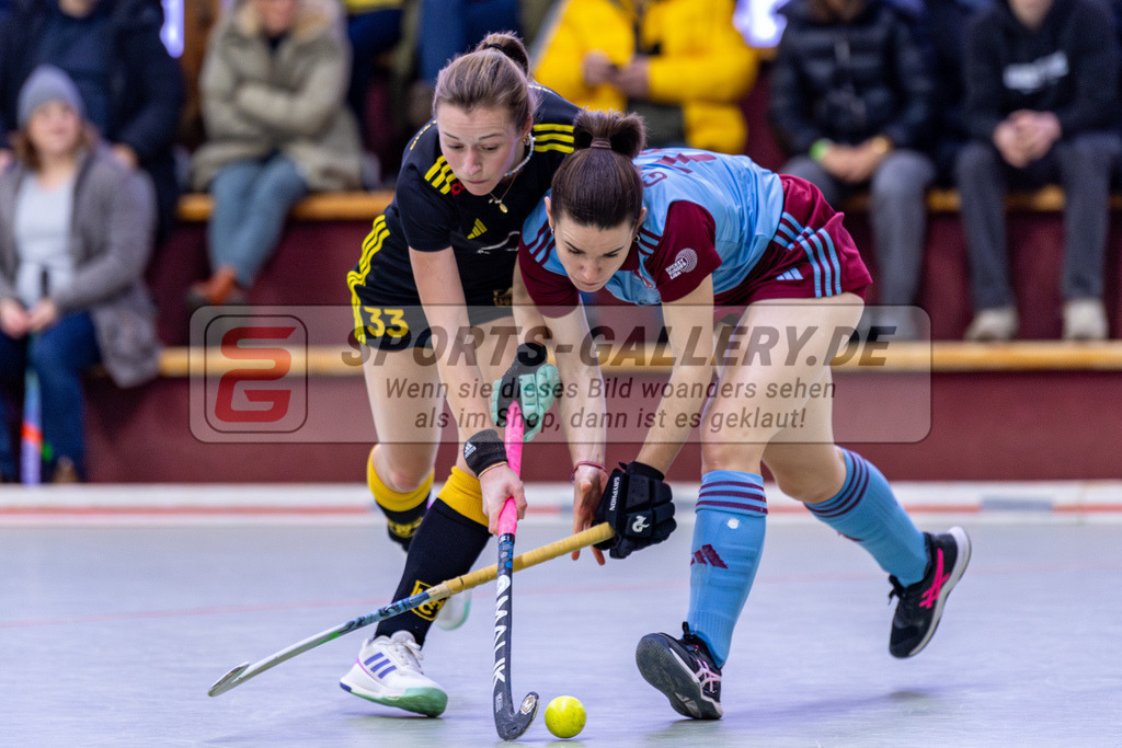 SM_2025-01-12_wD5_-35 | 1.Bundesliga Hallenhockey  (W) UHC - HTHC / 2:3 (2:1)