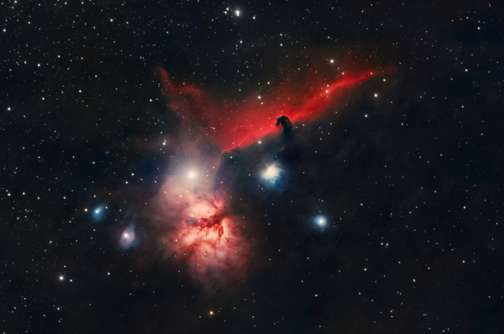 Horsehead_Flame_Ready | SIMPLE  =                    T / file does conform to FITS standardBITPIX  =                  -32 / number of bits per data pixelNAXIS   =                    3 / number of data axesNAXIS1  =                 3373 / length of data axis 1NAXIS2  =                 2239 / length of data axis 2NAXIS3  =                    3 / length of data axis 3EXTEND  =                    T / FITS dataset may contain extensionsCOMMENT   FITS (Flexible Image Transport System) format is defined in 'AstronomyCOMMENT   and Astrophysics', volume 376, page 359; bibcode: 2001A&amp;A...376..359HMIPS-FHI=                    1 / Upper visualization cutoffMIPS-FLO=                    0 / Lower visualization cutoffBZERO   =                    0 / offset data range to that of unsigned shortBSCALE  =                    1 / default scaling factorDATE    = '2025-03-19T12:37:09' / UTC date that FITS file was createdDATE-OBS= '2025-03-19T13:34:50' / YYYY-MM-DDThh:mm:ss observation start, UTINSTRUME= '        '           / instrument nameOBSERVER= '        '           / observer nameTELESCOP= '        '           / telescope used to acquire this imageROWORDER= 'TOP-DOWN'           / Order of the rows in image arrayXPIXSZ  =                 5.36 / X pixel size micronsYPIXSZ  =                 5.36 / Y pixel size micronsXBINNING=                    1 / Camera binning modeYBINNING=                    1 / Camera binning modeFOCALLEN=              375.528 / Camera focal lengthFILTER  = 'mixed   '           / Active filter nameCTYPE1  = 'RA---TAN'           / Coordinate type for the first axisCTYPE2  = 'DEC--TAN'           / Coordinate type for the second axisCUNIT1  = 'deg     '           / Unit of coordinatesCUNIT2  = 'deg     '           / Unit of coordinatesEQUINOX =                 2000 / Equatorial equinoxOBJCTRA = '05 41 16.290'       / Image center Right Ascension (hms)OBJCTDEC= '-02 15 18.125'      / Image center Declination (dms)RA      =              85.3179 / Image cente - Realisiert mit Pictrs.com