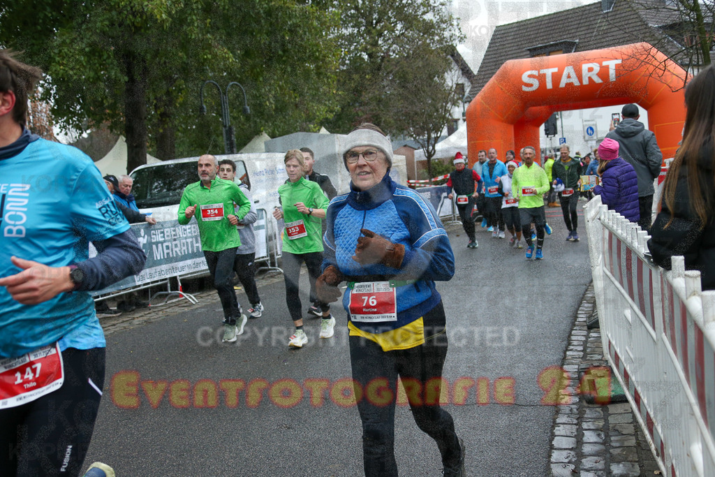 251130_1145_EX1_8670 | Sportfotografie im Rhein-Sieg Kreis, Köln, Bonn, NRW, Rheinland Pfalz, Hessen, etc. Unser Tätigkeitsfeld umfasst den Laufsport vom Volkslauf über den Marathon, Duathlon, Triathon bis zum Ultralauf wie Kölnpfad Ultra oder Schindertrail.