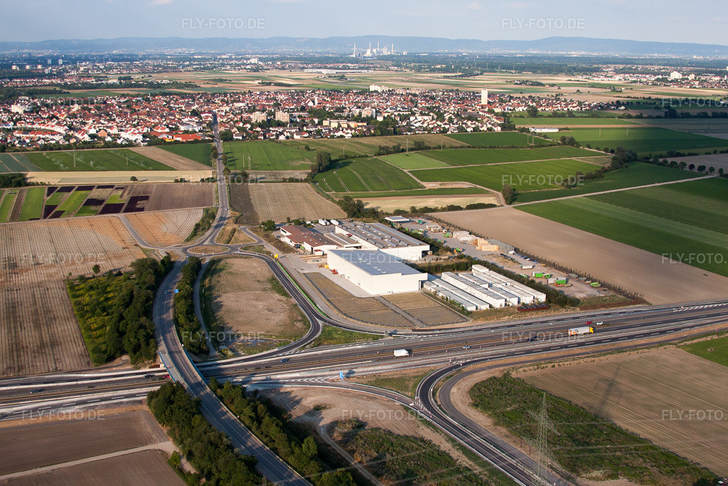 Luftbild: Gemüse Renner V+V in Mutterstadt im Bundesland Rheinland-Pfalz in Deutschland. Foto: IMG_69025.jpg vom 24.06.2014 durch Werner Riehm/FLY-FOTO.de