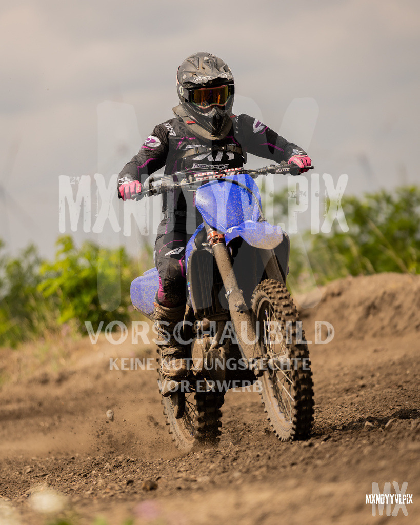 866A1521 | mxndyyvipix