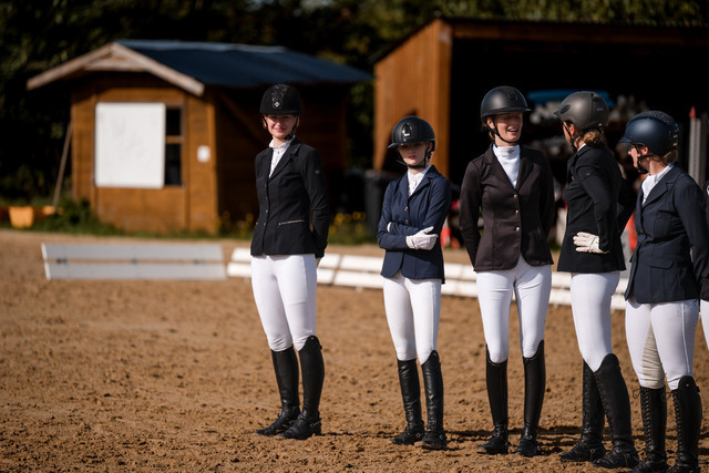 2026_10_03_Siefer-Hof_134111_Z63_99134204 | Professionelle Reitsport-, Turnier- und Eventfotografie von Robert Broda. Galerien mit ausgewählten und bearbeiteten Bildern direkt online ansehen und bestellen.