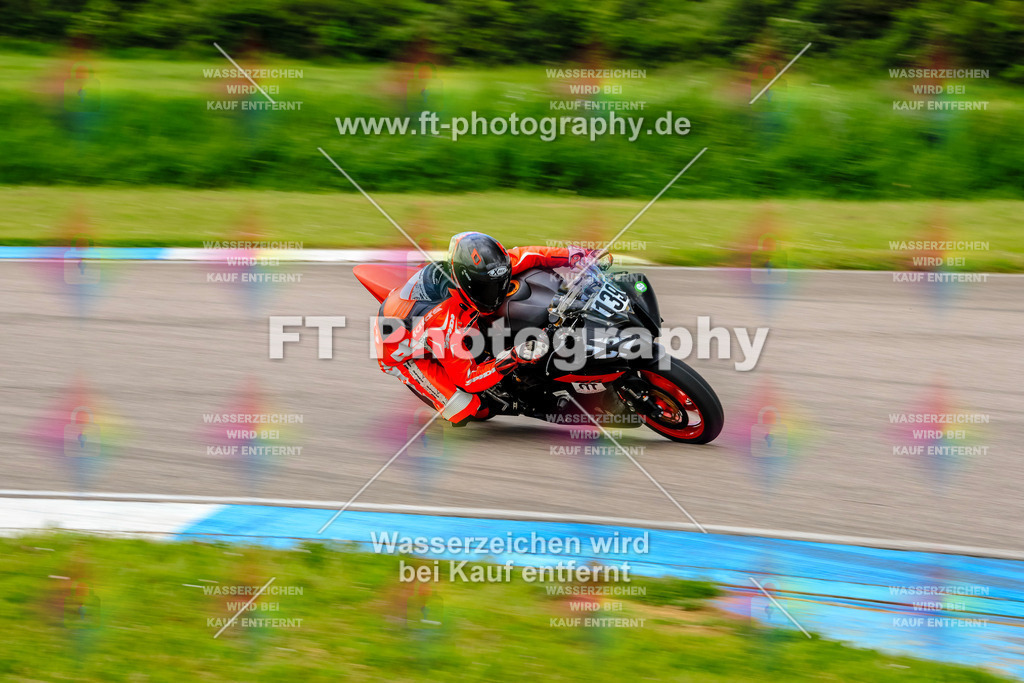 MotoTeam-9527 | Hier findet Ihr Bilder von Touristenfahrten auf der Nürburgring Nordschleife oder von anderen Veranstaltungen die ich besucht habe. Viel Spass beim Durch Schauen 