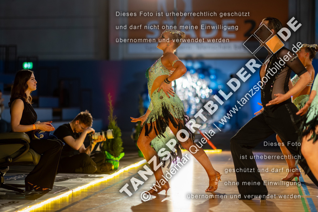 20260322-00965 | Hier finden Sie Tanz Bilder vom Latein und Standard Formationen tanzen. Sportbilder vom Tanzsport. Schöne Fotos und von Weltmeisterschaft, Europameisterschaft, Bundesliga, Regionalliga, Oberliga und Landesliga sowie von GOC Stuttgart, DanceComp, WM Bremen