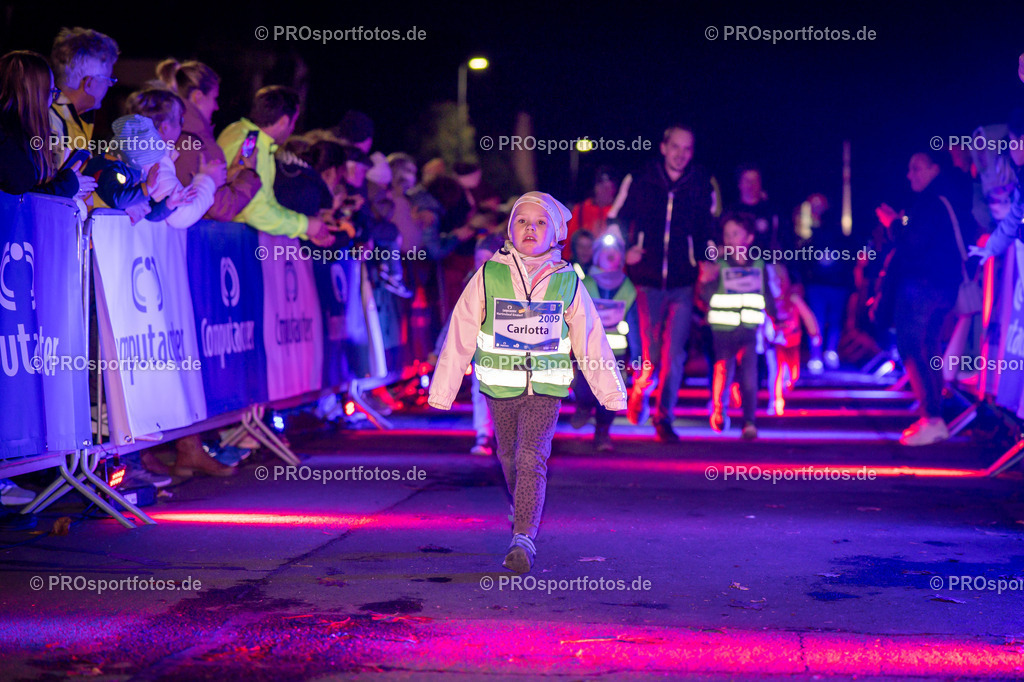 Martinslauf Sindorf 2023 in Kerpen-Sindorf, 09.11.2023 | Impressionen vom Martinslauf Sindorf 2023 am 09.11.2023 in Kerpen-Sindorf (Nordrhein-Westfalen).
