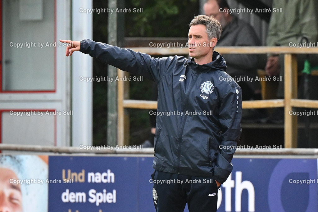 TuS Nortorf vs TSV Kropp | Trainer Benjamin Szodruch (Nortorf) / Fußball-Landesliga Schleswig Männer 2026/2027 / TuS Nortorf vs TSV Kropp / TuS Arena / Nortorf / 29.08.26 - Realisiert mit Pictrs.com