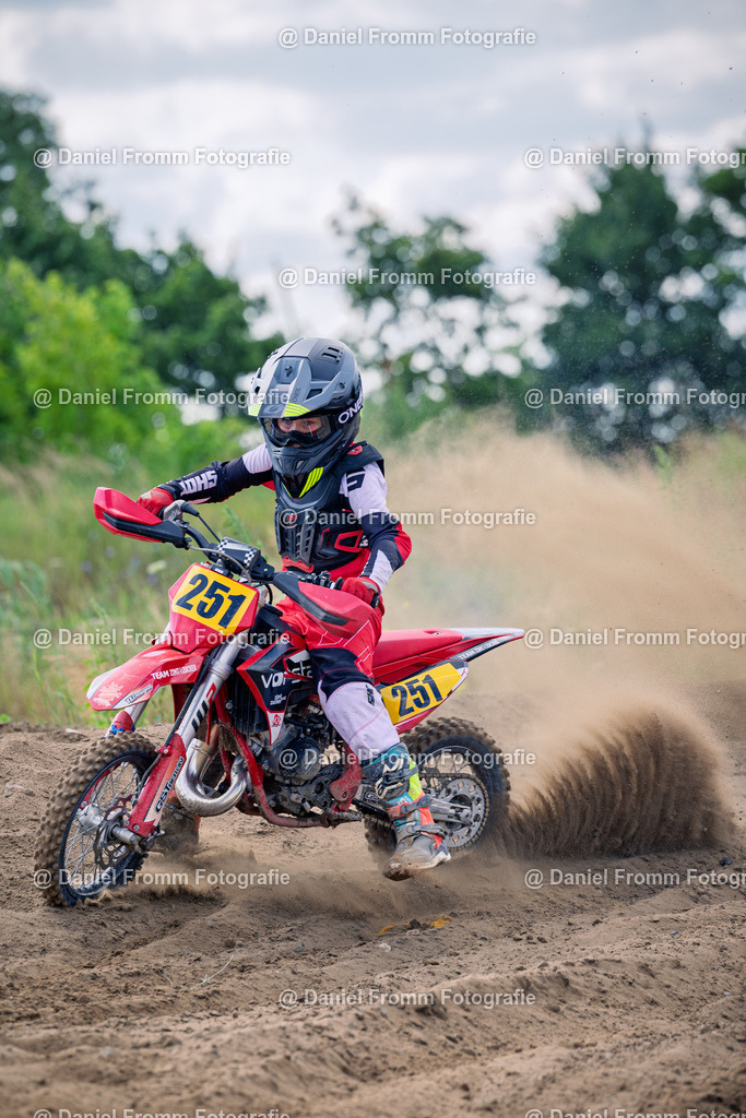 0V8A8836 | DanielFrommFotografie - Realisiert mit Pictrs.com