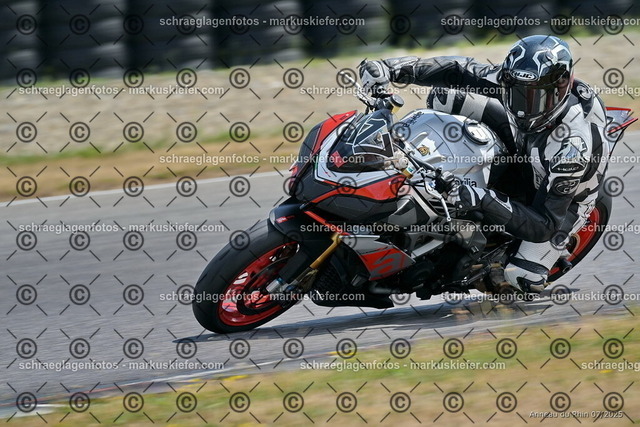 25bt04-1499 | markuskiefer.com - Realisiert mit Pictrs.com