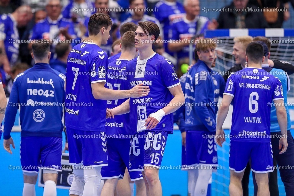 Gum25042501089 | 25.04.2025, Handball, HBL, VfL Gummersbach - 1. VfL Potsdam, Schwalbe-Arena: Julian Köster (GUM #7) neben Miro Schluroff (GUM #15) 