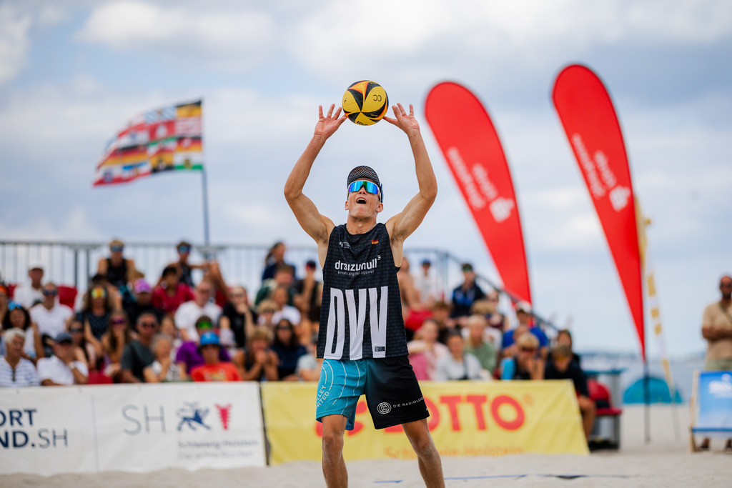Beachvolleyball I Saison 2026 I Deutsche Meisterschaft U19 I 3. Tag | Jasper Lorenz Fotografie - Realisiert mit Pictrs.com