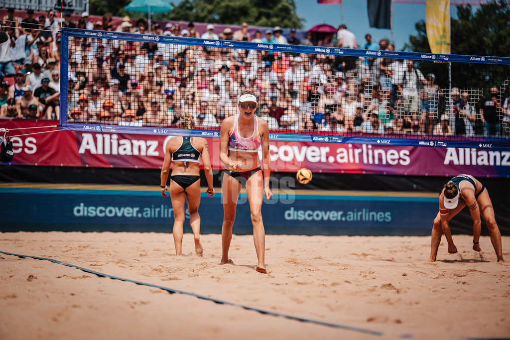 Beachvolleyball | Frauen | Allianz German Beach Tour 2025 | Tourstop München | 05.07.2025 | Sarah Schulz jubelt