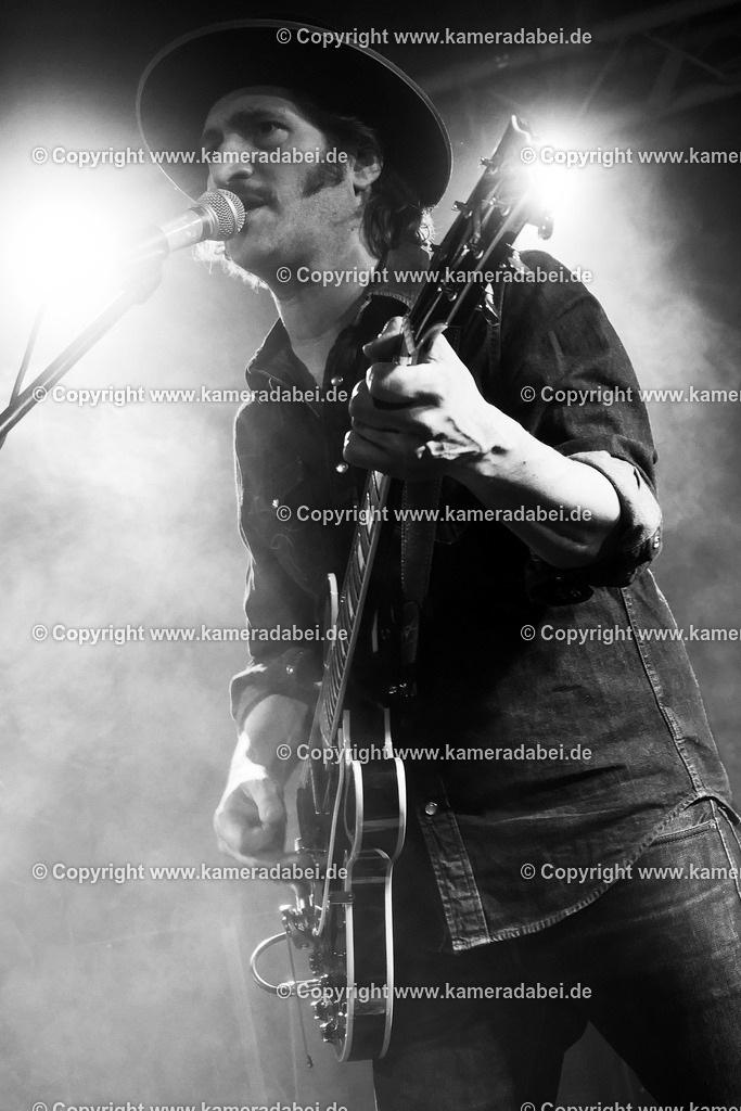 Konzert : Black Bottle Riot am 14.11.2025 im Rare Guitar in Münster | Konzert : Black Bottle Riot am 14.11.2025 im Rare Guitar in Münster - Realisiert mit Pictrs.com