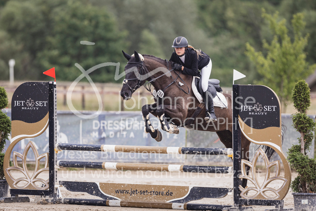 250627_PfSpTa_Stil-A1-131 | Deine schönsten Turniermomente als professionelle Fotos! Entdecke hochwertige Pferdesport-Fotografie im Online-Shop. Jetzt Fotos finden & bestellen!