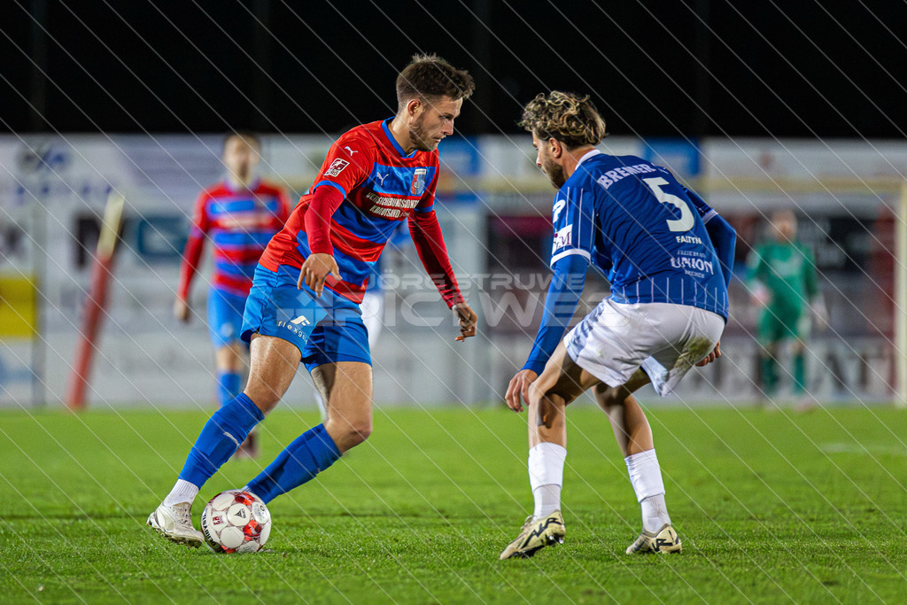 20250927_Picselweb-Fotografie_1R3_1758A | SV DrochtersenAssel - Bremer SV, 2:1 - Realisiert mit Pictrs.com