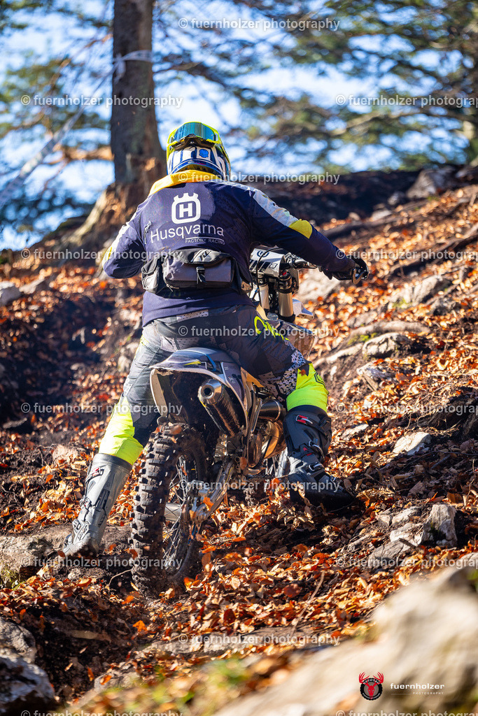 fuernholzer_241026-C2-34 | Fotografische Impressionen von der Red Stag Enduro Extreme by fuernholzer-photography.com. Endurosport in Österreich fotografisch festgehalten von fuernholzer. Auftragsfotografie für Private, Gewerbefotos und Industriefotografie. Eventfotografie, Sportfotografie und Motorsportfotografie. Anbieter von Fotoworkshops, Fototraining, fotografischen Vorträgen und Fotoseminaren.