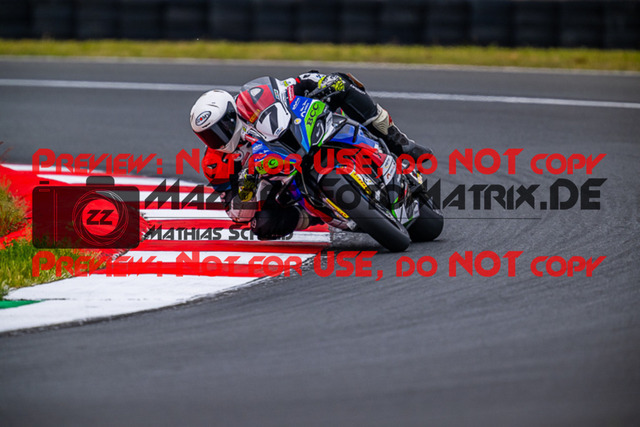 MaZZes_FotoMatrix_220521_8510 | Fotograf Mathias Schmid
Sportfotograf,
Eventfotograf,
Hochzeitsfotograf,
Portraitfotograf