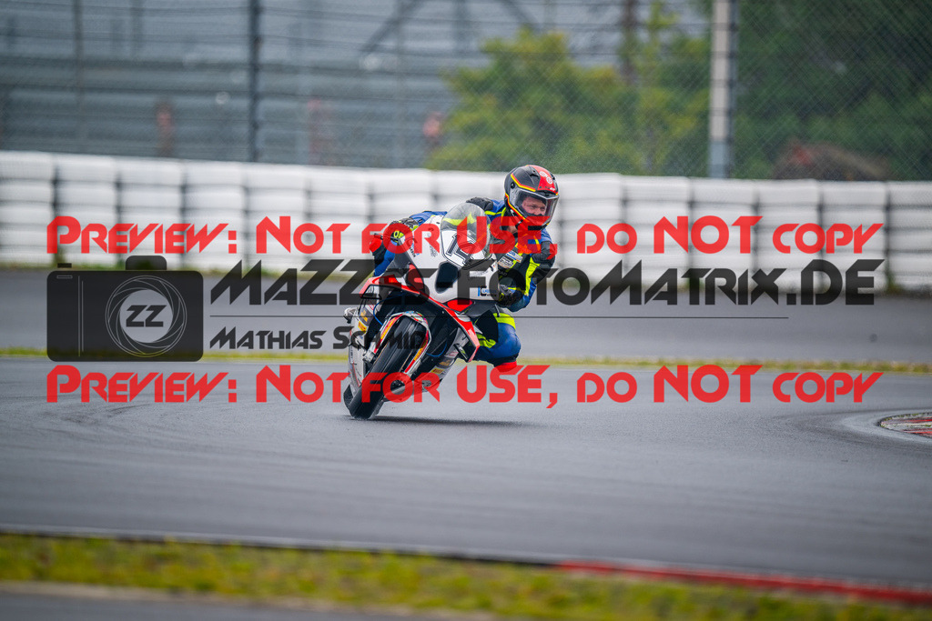 MaZZes_FotoMatrix_240830_6007705_3734 | STK1000