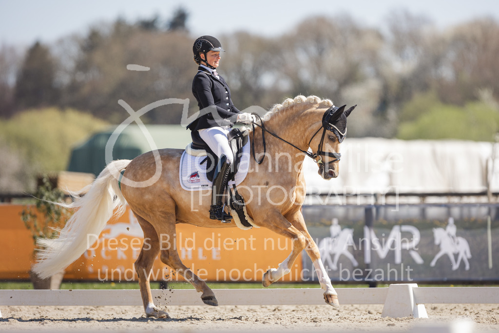 220418_Dressurpferde-L-147 | Frühlingsfest der Pferde
Herford
18.April 2022
Dressurpferdeprfg. Kl.L DL2